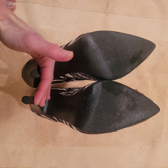 Steve Madden Zebra booties - Picture 8 of 12
